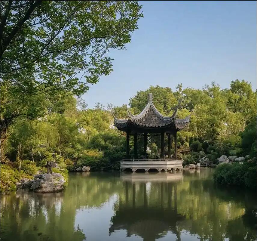 长沙芙蓉花留餐饮有限公司